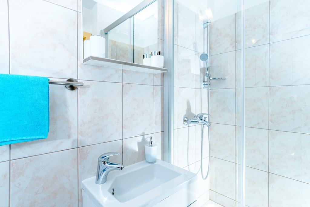 Apartment Kokolo With Sea View Split Dış mekan fotoğraf
